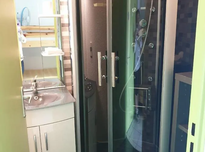 La Desirade Centre Port Avec Parking *